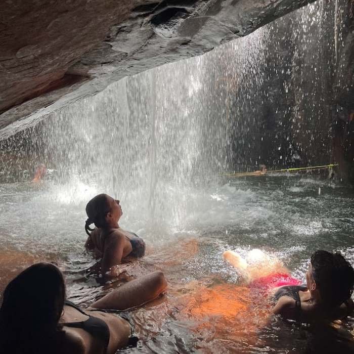 Cachoeira da Caverna - Chapada das Mesas