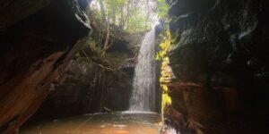 Cachoeira da Caverna - Chapada das Mesas